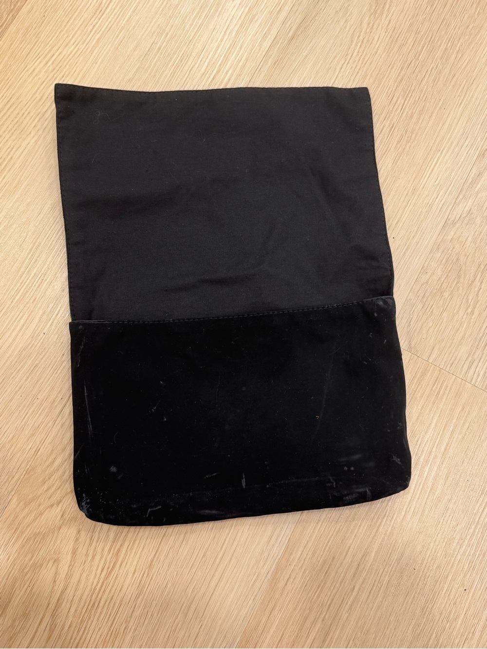 Authentic Chanel Dustbag - Picture 5 of 8